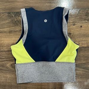 Lululemon top
